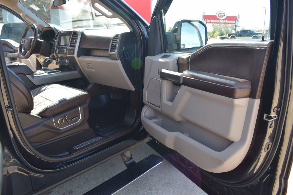Used 2019 Ford F150 Limited image 17