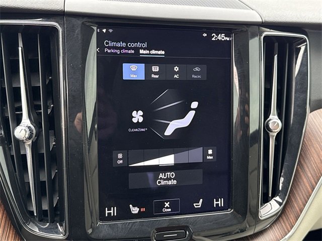 Used 2021 Volvo XC60 T5 Momentum w/ Climate Package image 22