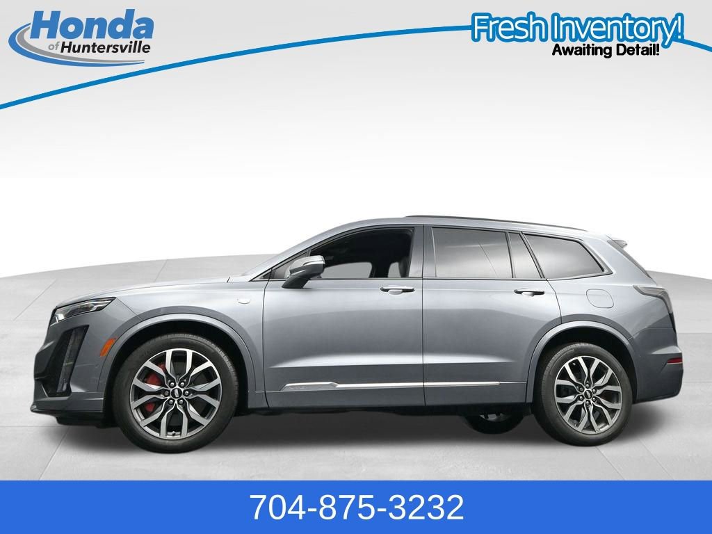 Used 2022 Cadillac XT6 Sport w/ Technology Package AWD/4WD image 24