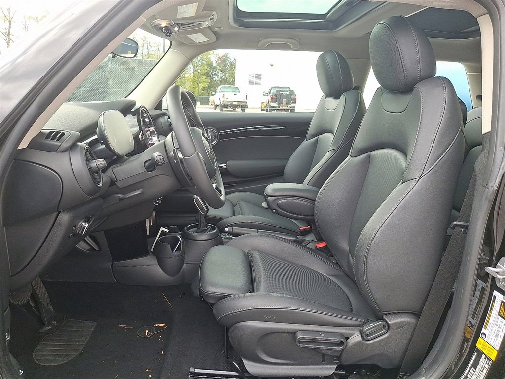 Used 2023 MINI Cooper S image 16