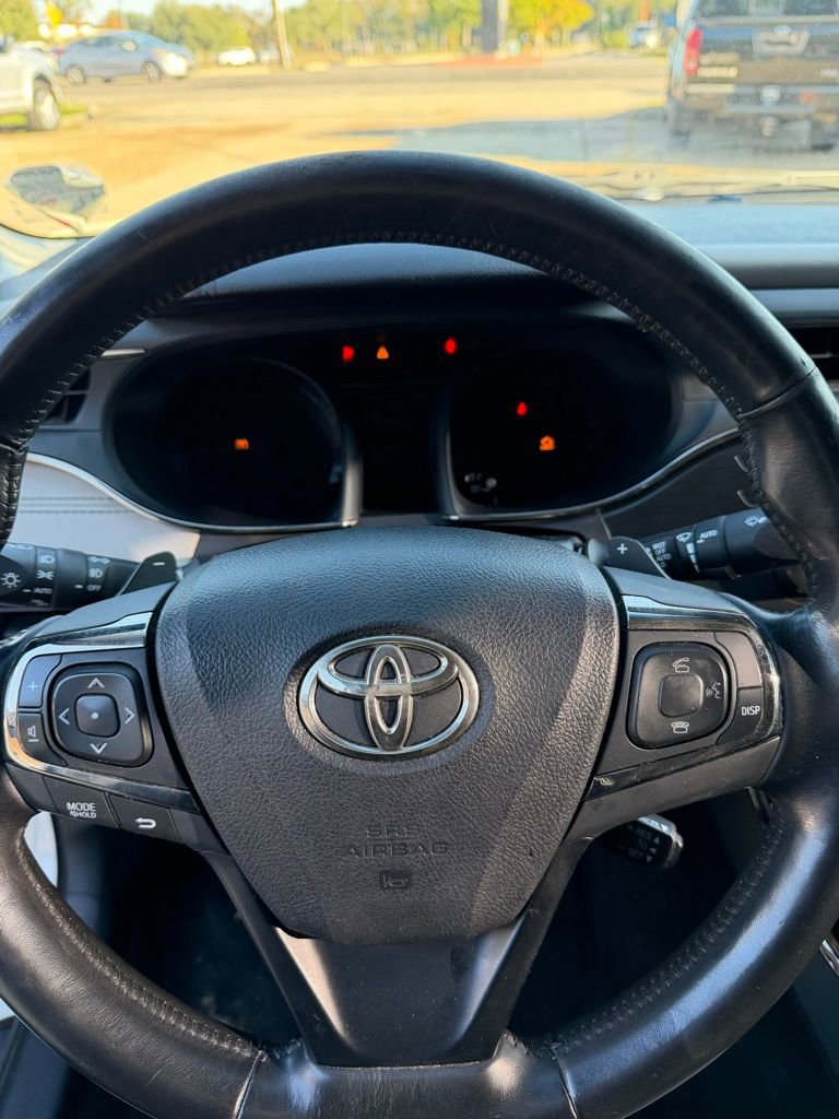 Used 2015 Toyota Avalon Limited image 14