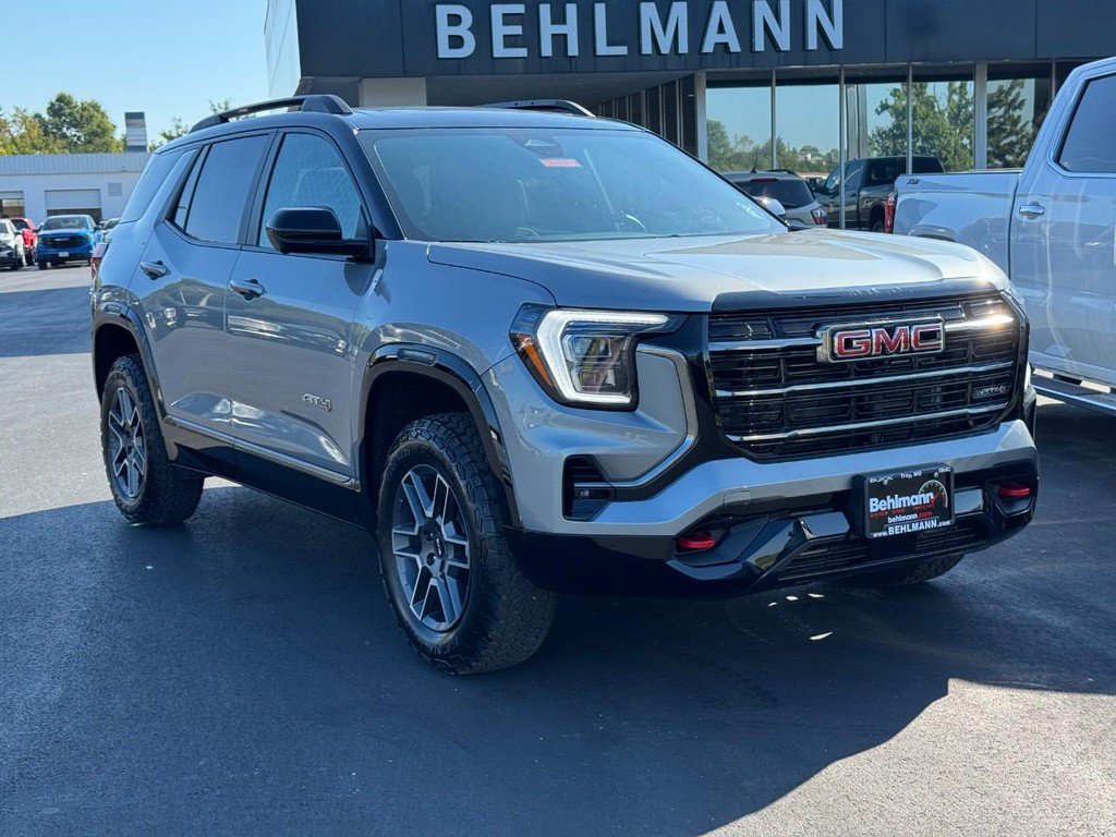 Used 2026 GMC Terrain AT4 w/ Technology Package II AWD/4WD image 2