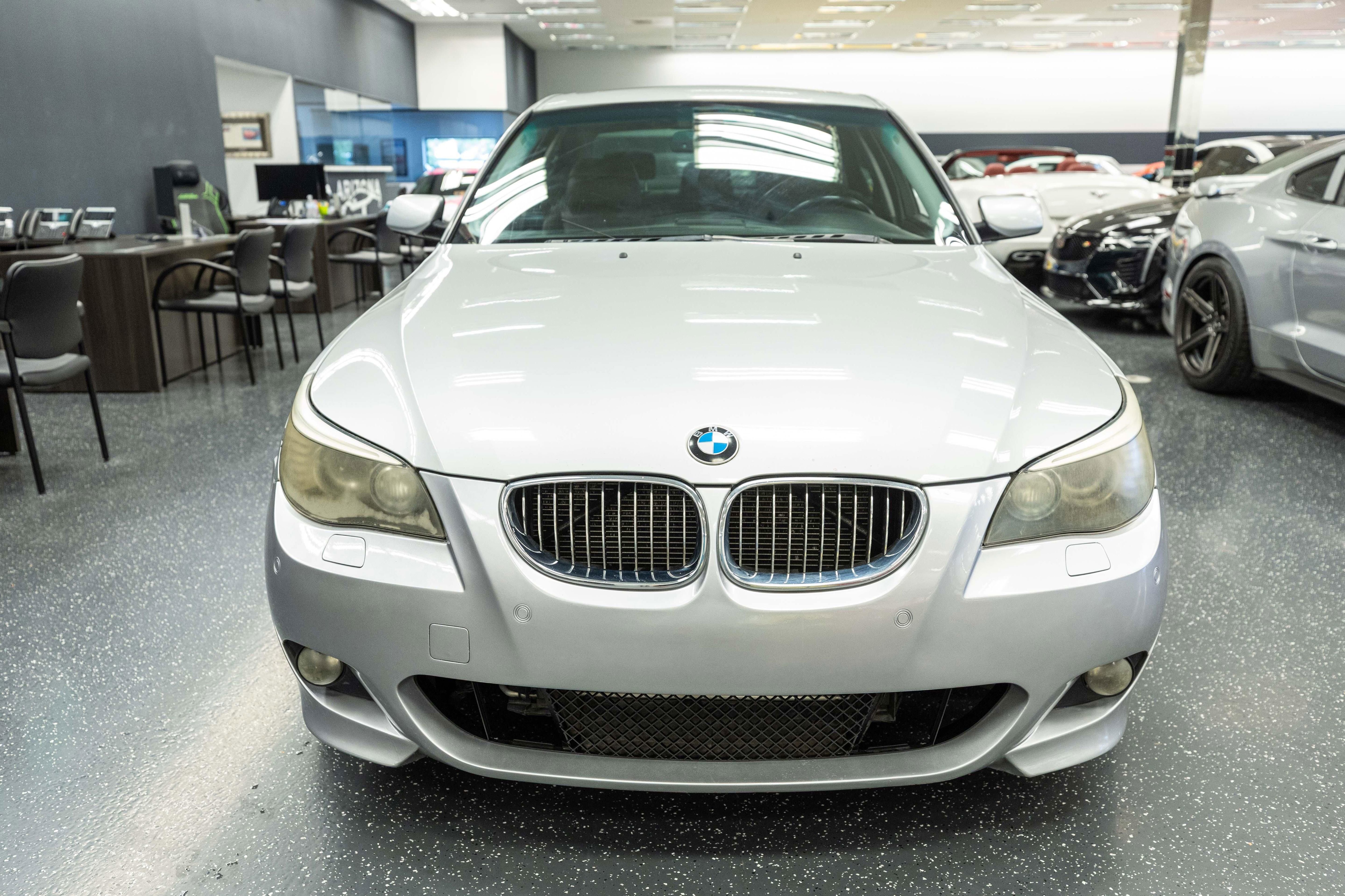 Used 2008 BMW 550i Sedan RWD image 2
