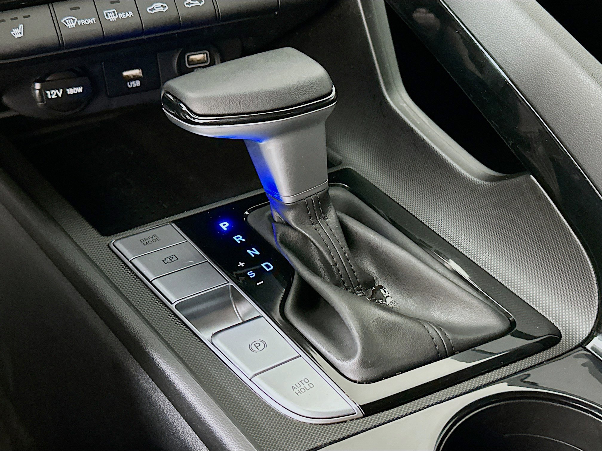 Used 2023 Hyundai Elantra Limited w/ Cargo Package image 25