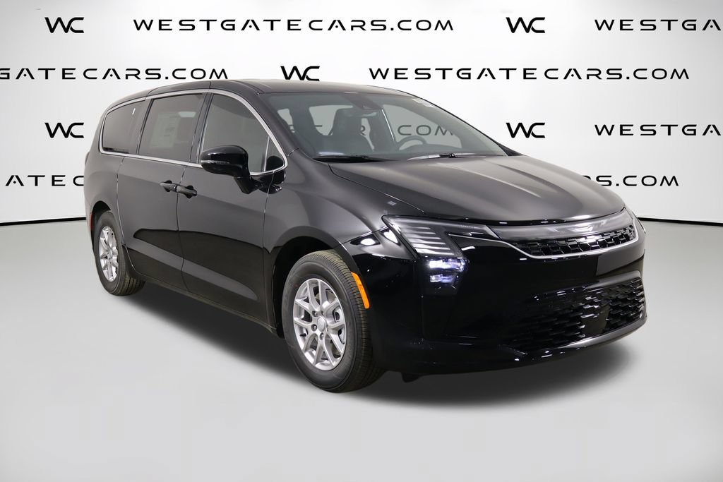 New 2027 Chrysler Pacifica Select FWD image 43