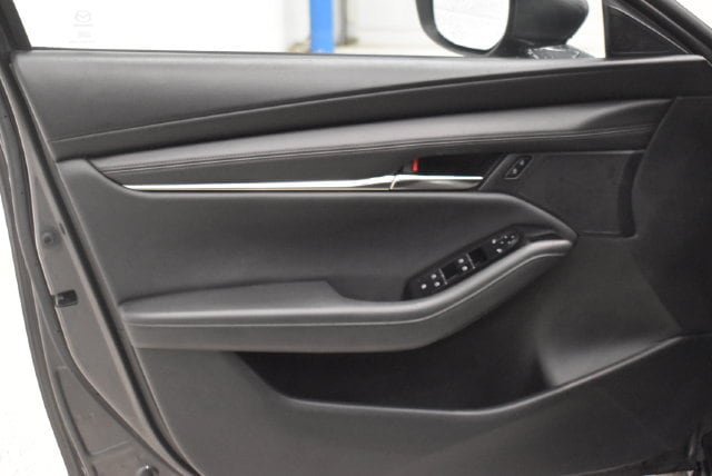 Used 2025 MAZDA MAZDA3 s FWD image 18
