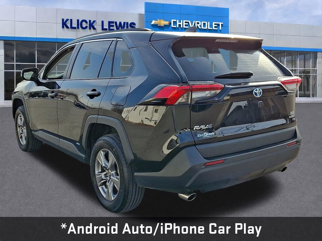 Used 2023 Toyota RAV4 XLE image 5