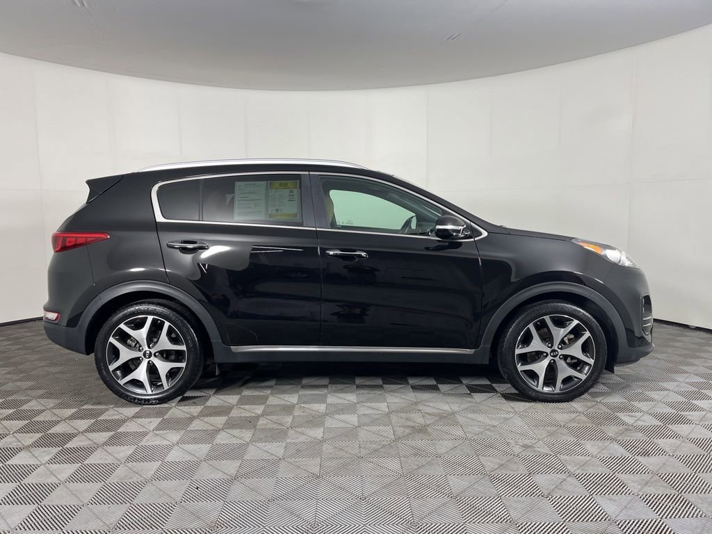Used 2017 Kia Sportage SX image 5