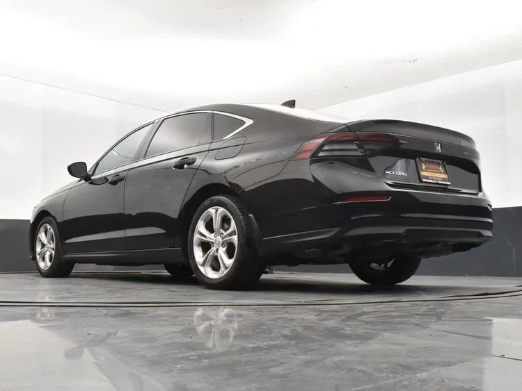 Used 2025 Honda Accord LX image 12