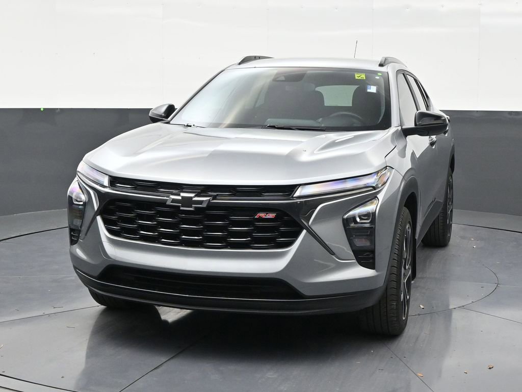 Used 2024 Chevrolet Trax RS w/ Driver Confidence Package FWD image 8