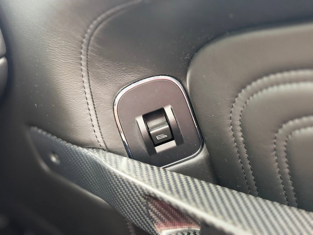 Used 2012 Aston Martin DBS Volante image 52