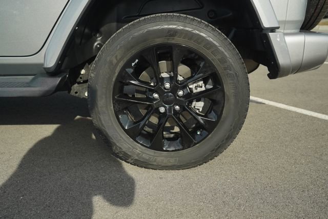 Used 2021 Jeep Wrangler Unlimited Sahara image 41