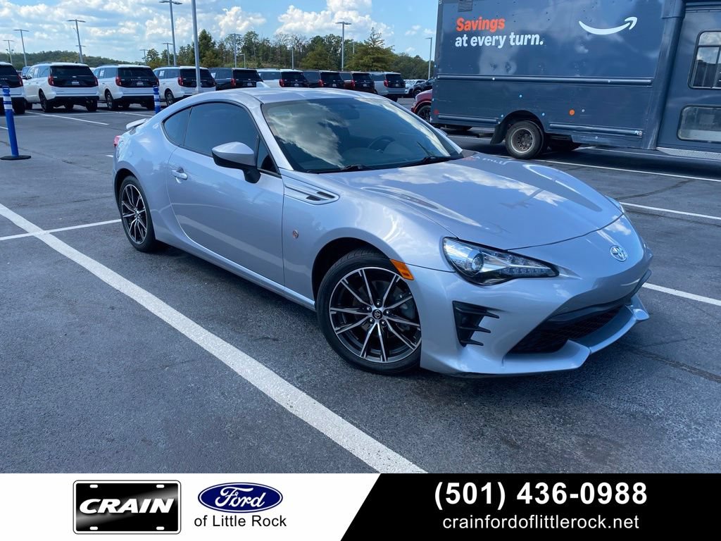 Used 2017 Toyota 86 RWD image 1
