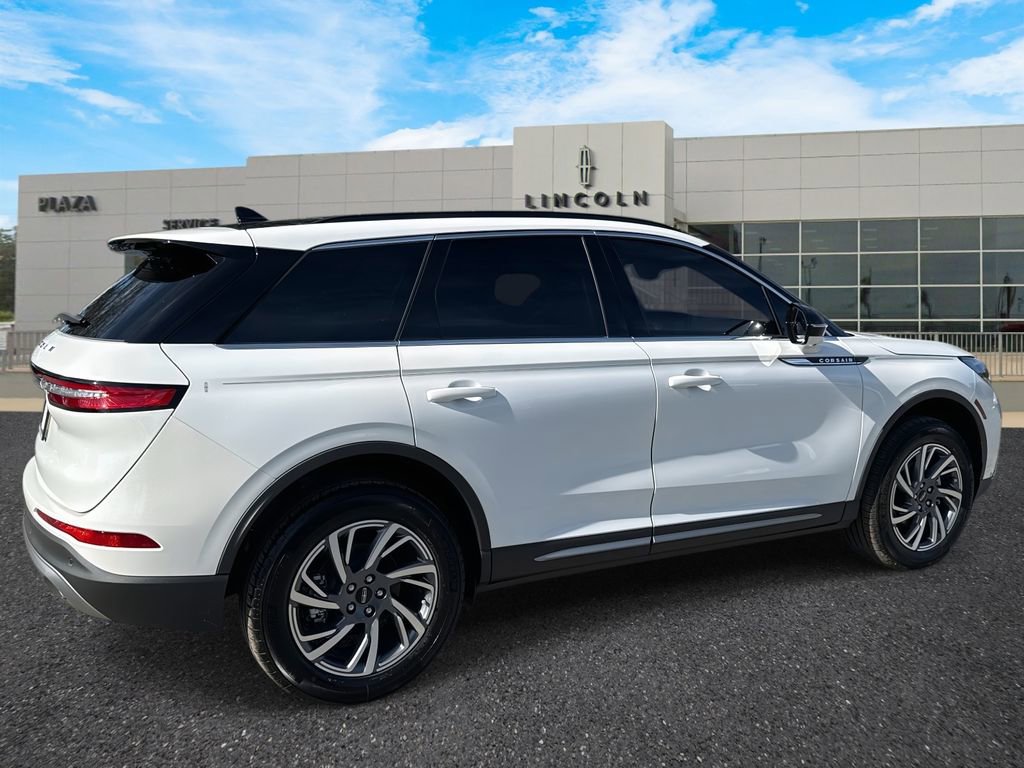 New 2026 Lincoln Corsair Premiere image 4