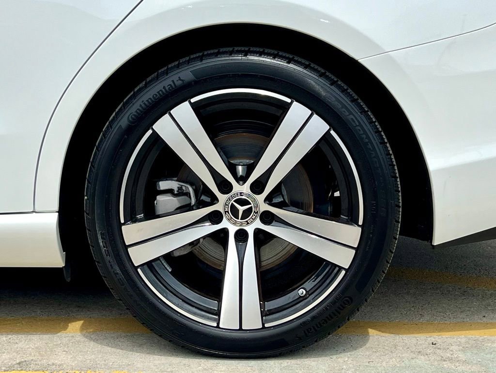 Certified 2026 Mercedes-Benz C 300 4MATIC Sedan image 10