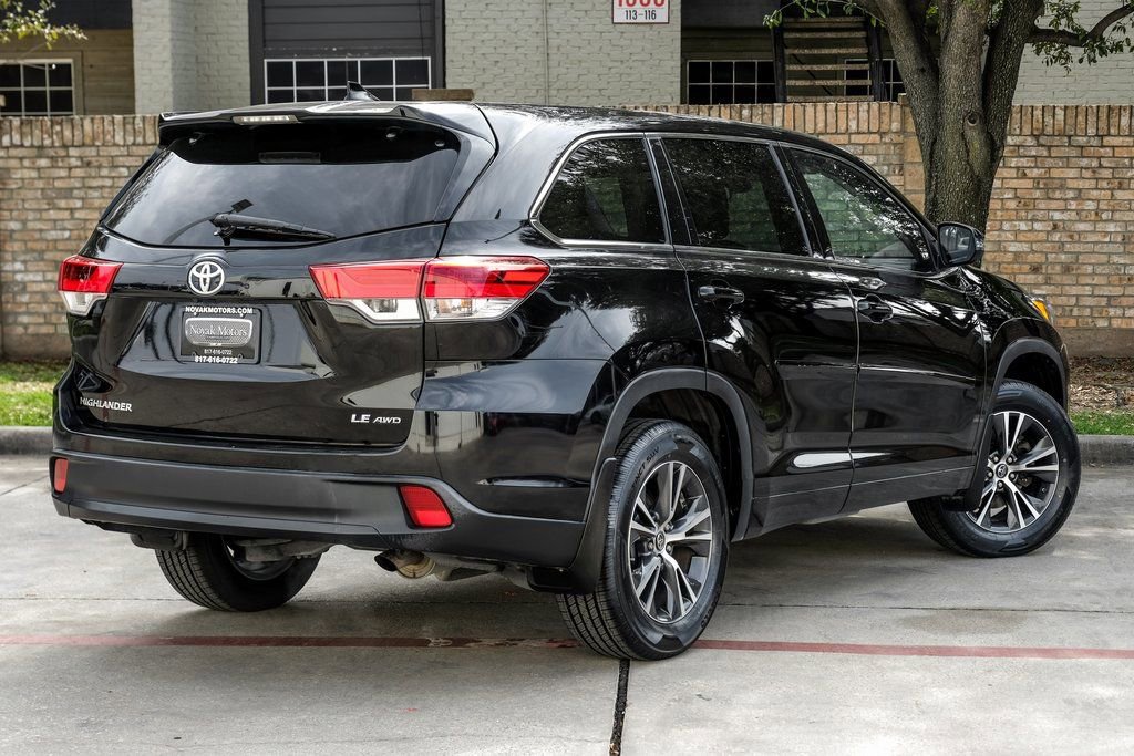 Used 2017 Toyota Highlander Plus image 15