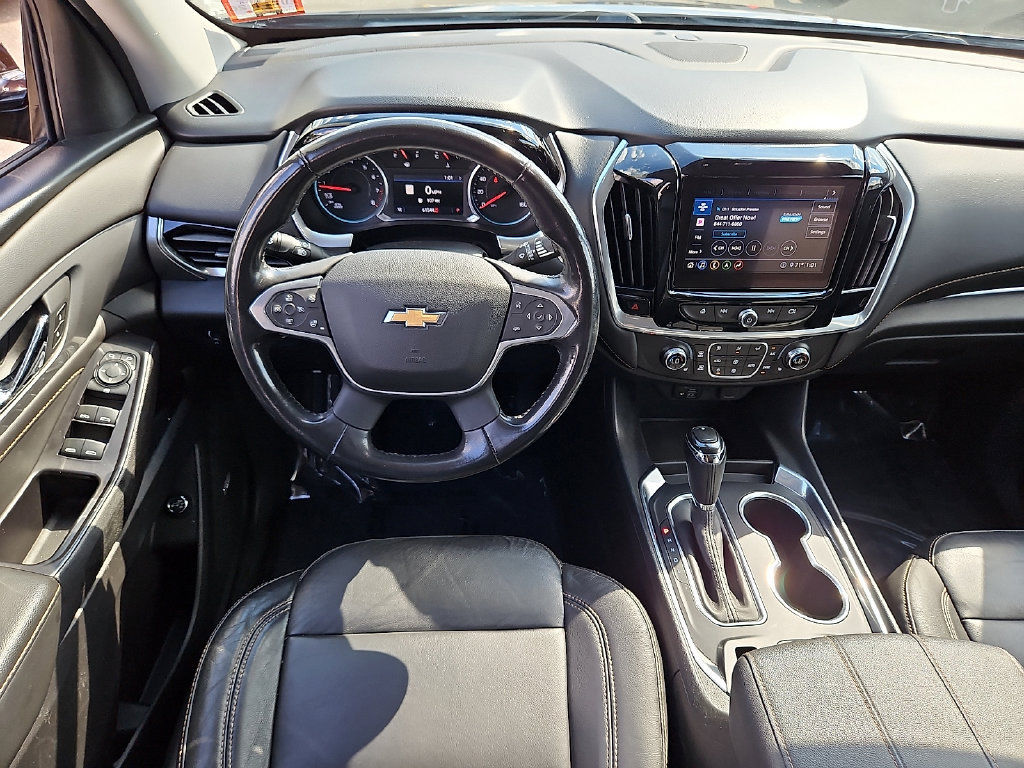 Used 2020 Chevrolet Traverse LT w/ LT Premium Package AWD/4WD image 11
