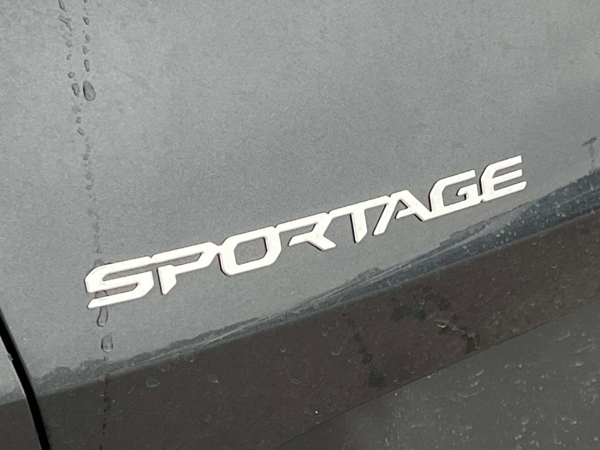 New 2025 Kia Sportage LX image 12