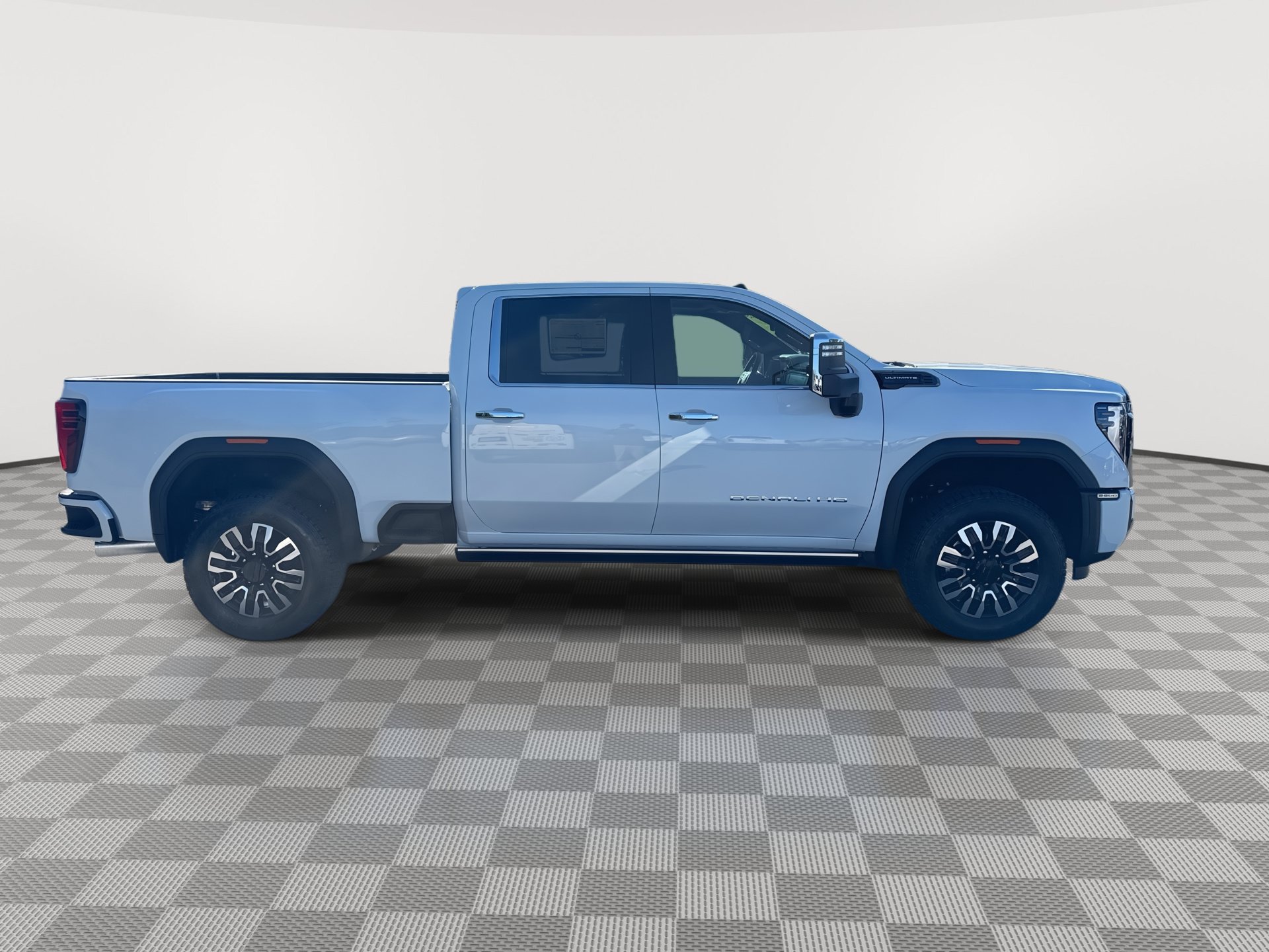 New 2026 GMC Sierra 2500 Denali Ultimate AWD/4WD image 9