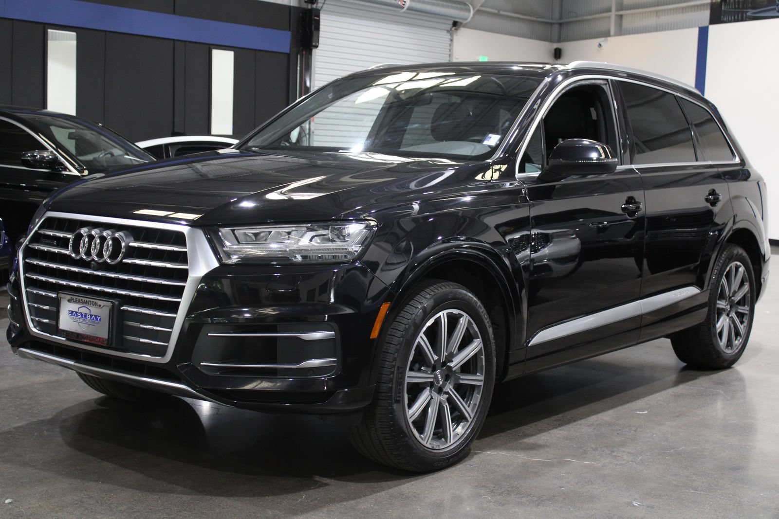 Used 2017 Audi Q7 3.0T Premium Plus AWD/4WD image 8