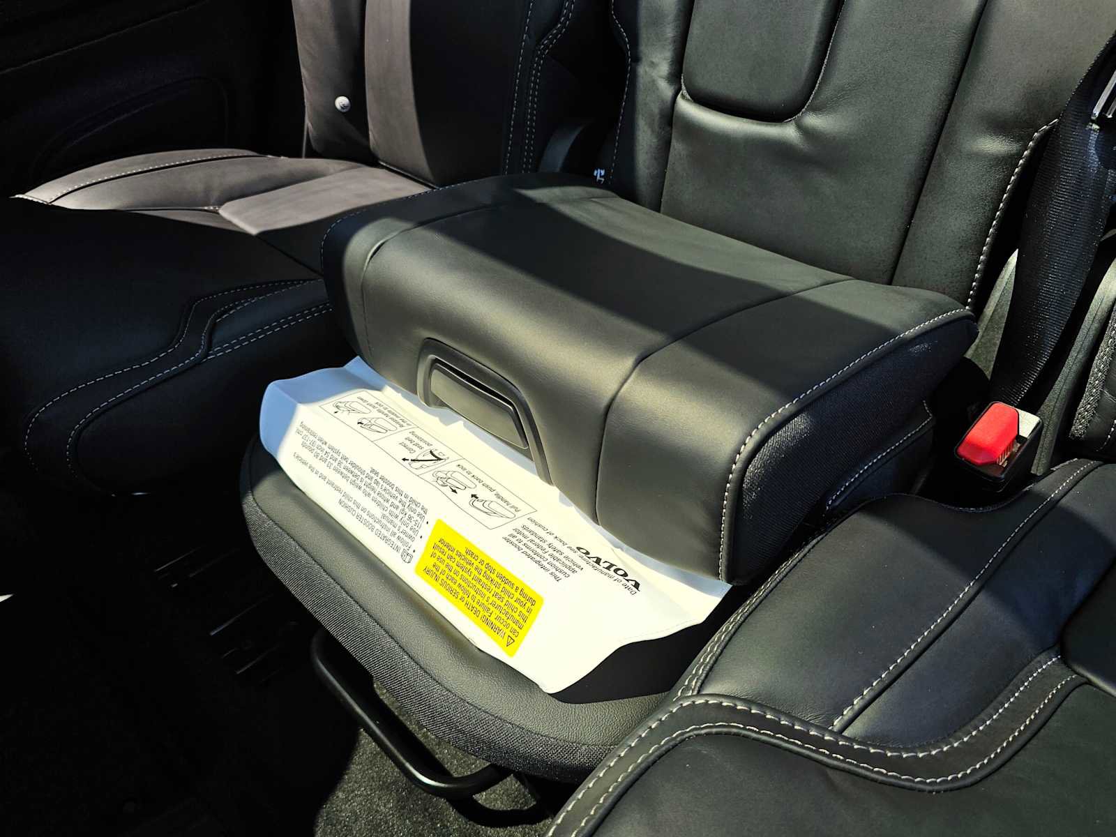 New 2026 Volvo XC90 T8 Ultra w/ Protection Package image 19