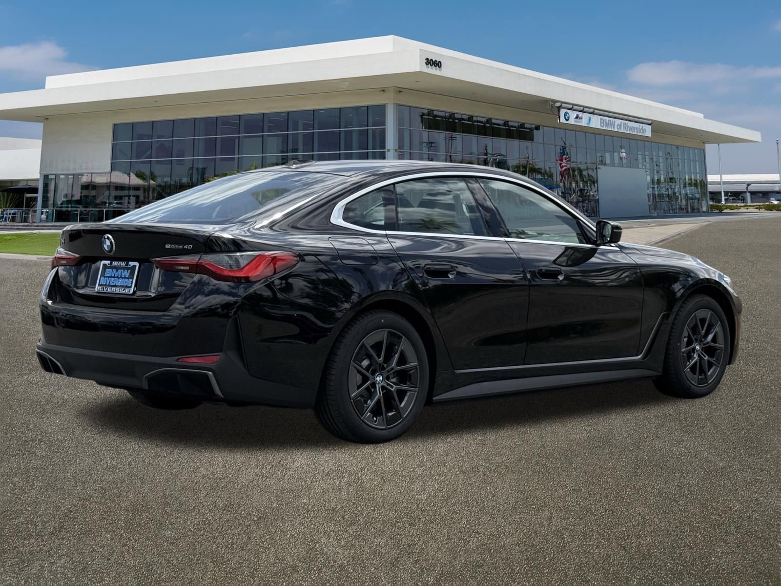 New 2026 BMW i4 eDrive40 w/ Driving Assistance Package RWD image 10
