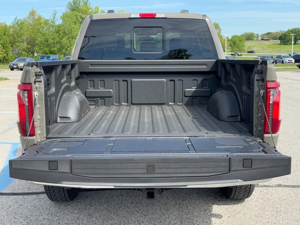 Used 2025 Ford F150 XLT w/ Equipment Group 302A MID image 7