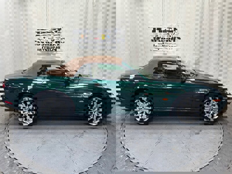 Used 2005 Jaguar XK8 Convertible image 9