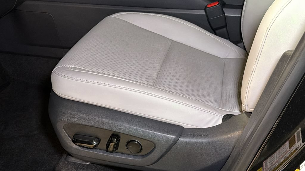 Certified 2025 Lexus TX 350 AWD w/ Technology Package image 22