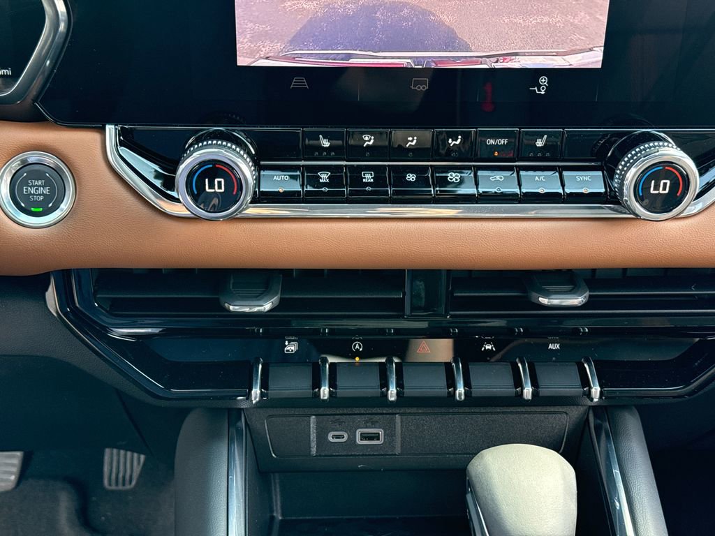 New 2026 GMC Canyon AT4 AWD/4WD image 26