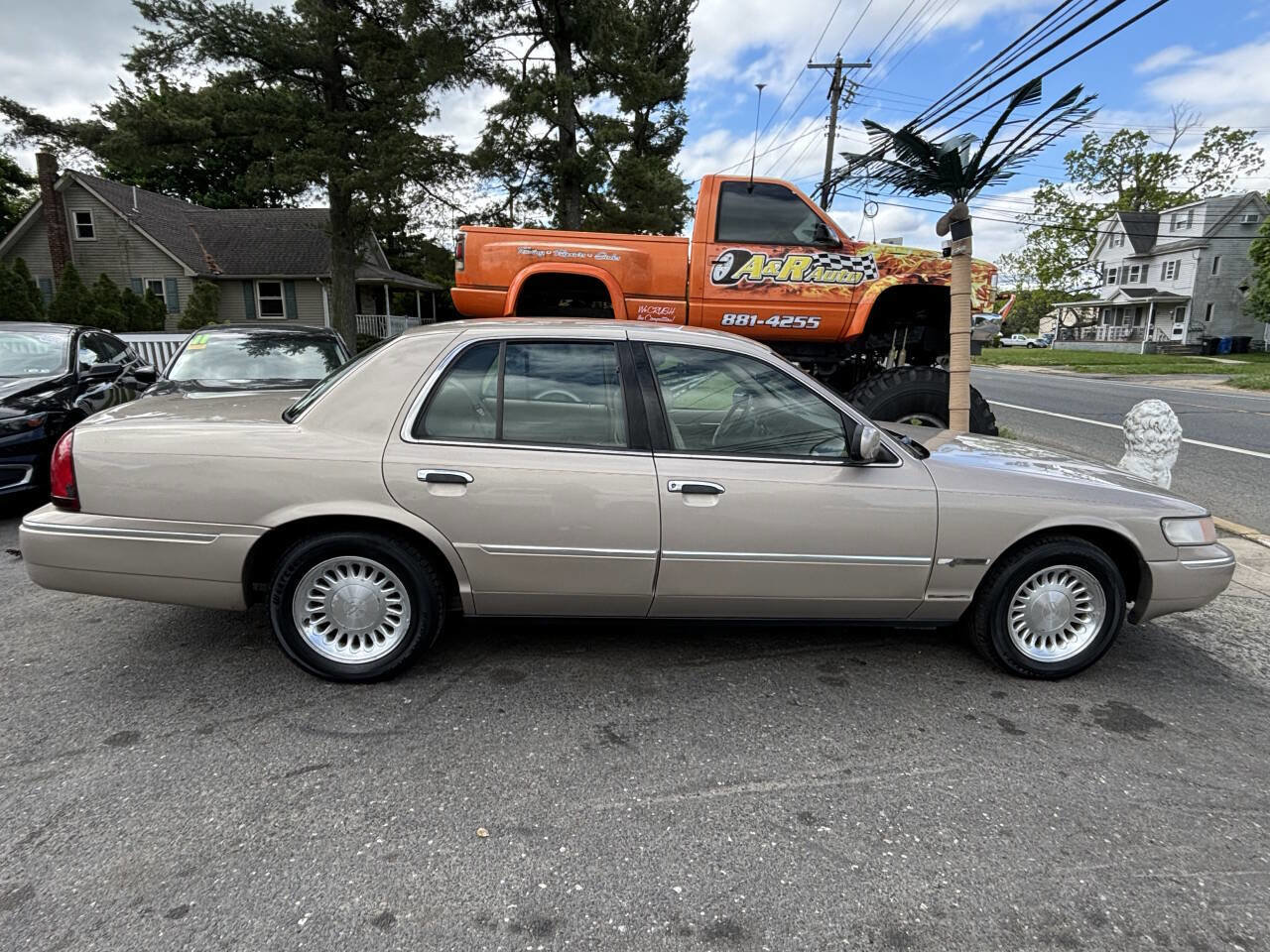 Used 1998 Mercury Grand Marquis LS RWD image 3