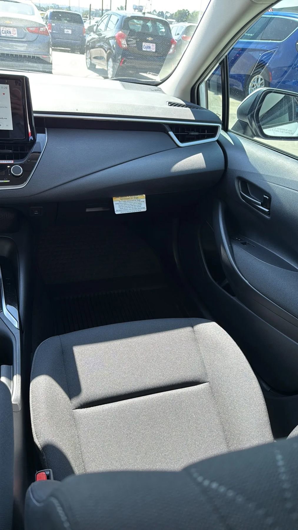 Used 2025 Toyota Corolla LE image 10