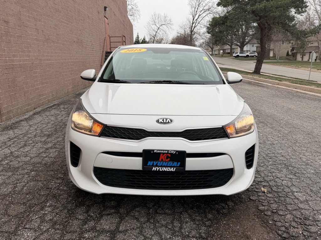 Used 2018 Kia Rio S image 2