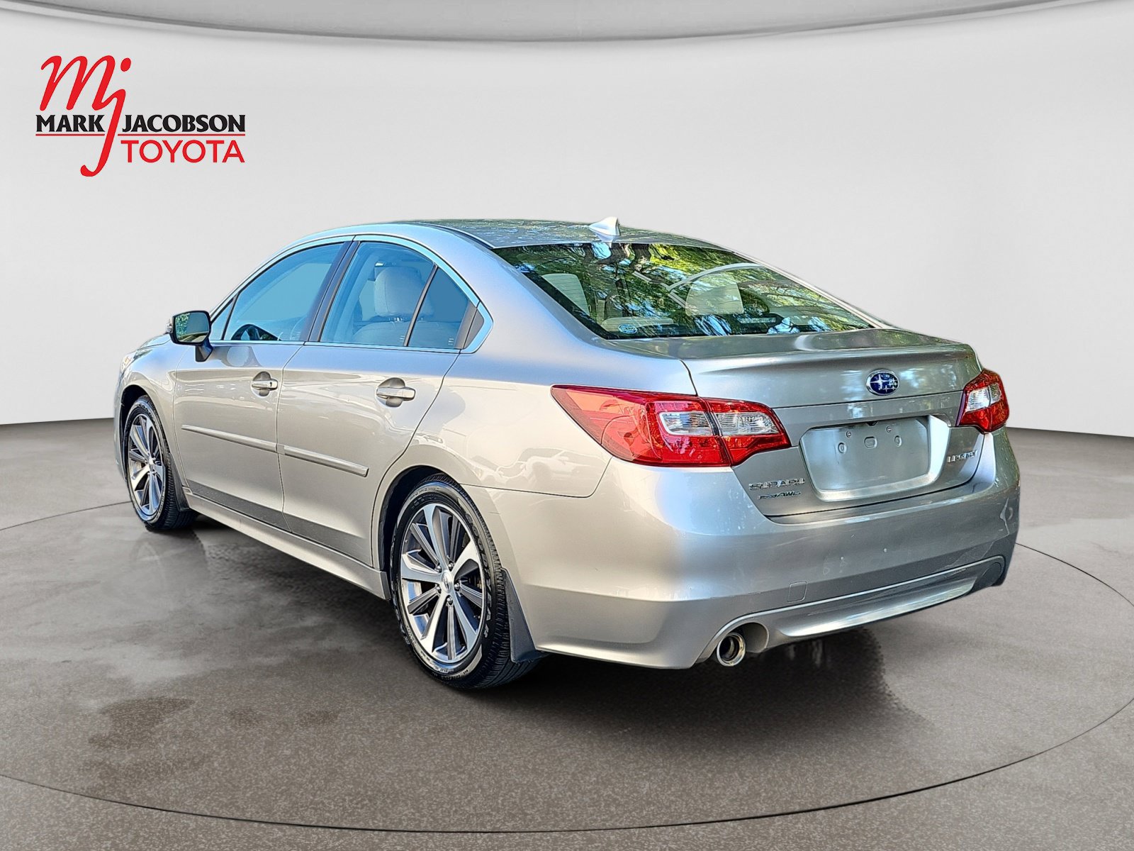 Used 2016 Subaru Legacy 2.5i Limited AWD/4WD image 13