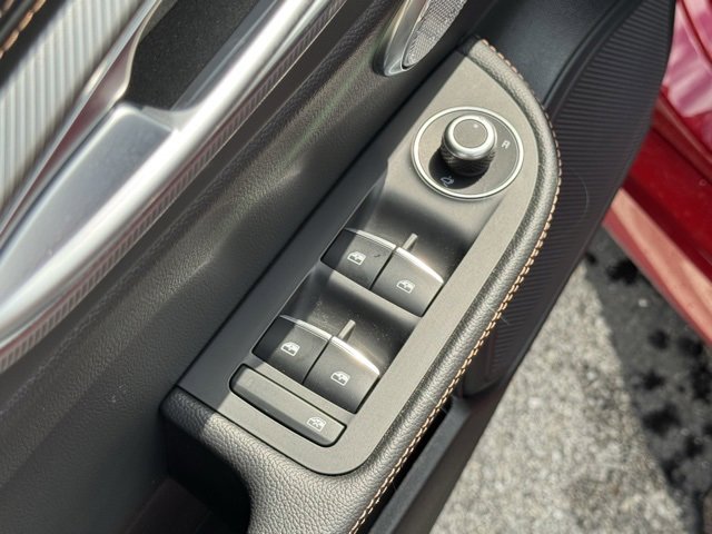 New 2025 Alfa Romeo Giulia AWD w/ Driving Assist Package image 13