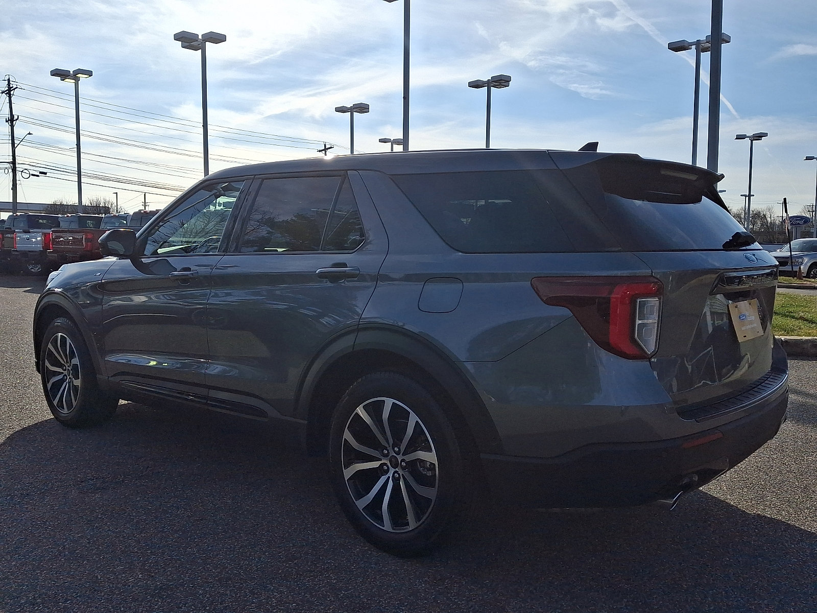 Certified 2022 Ford Explorer ST-Line image 7