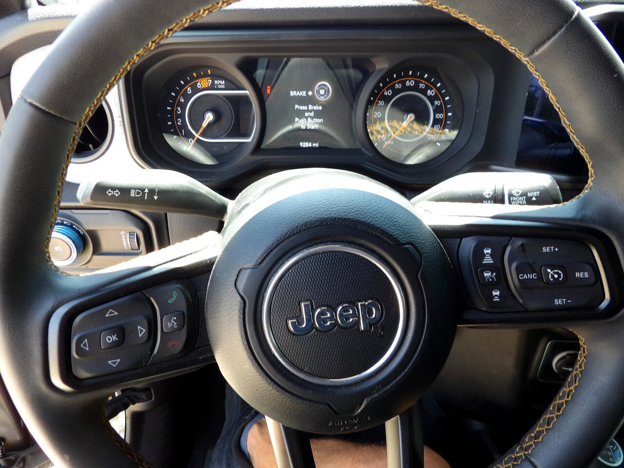 Used 2024 Jeep Wrangler Unlimited Sport image 15