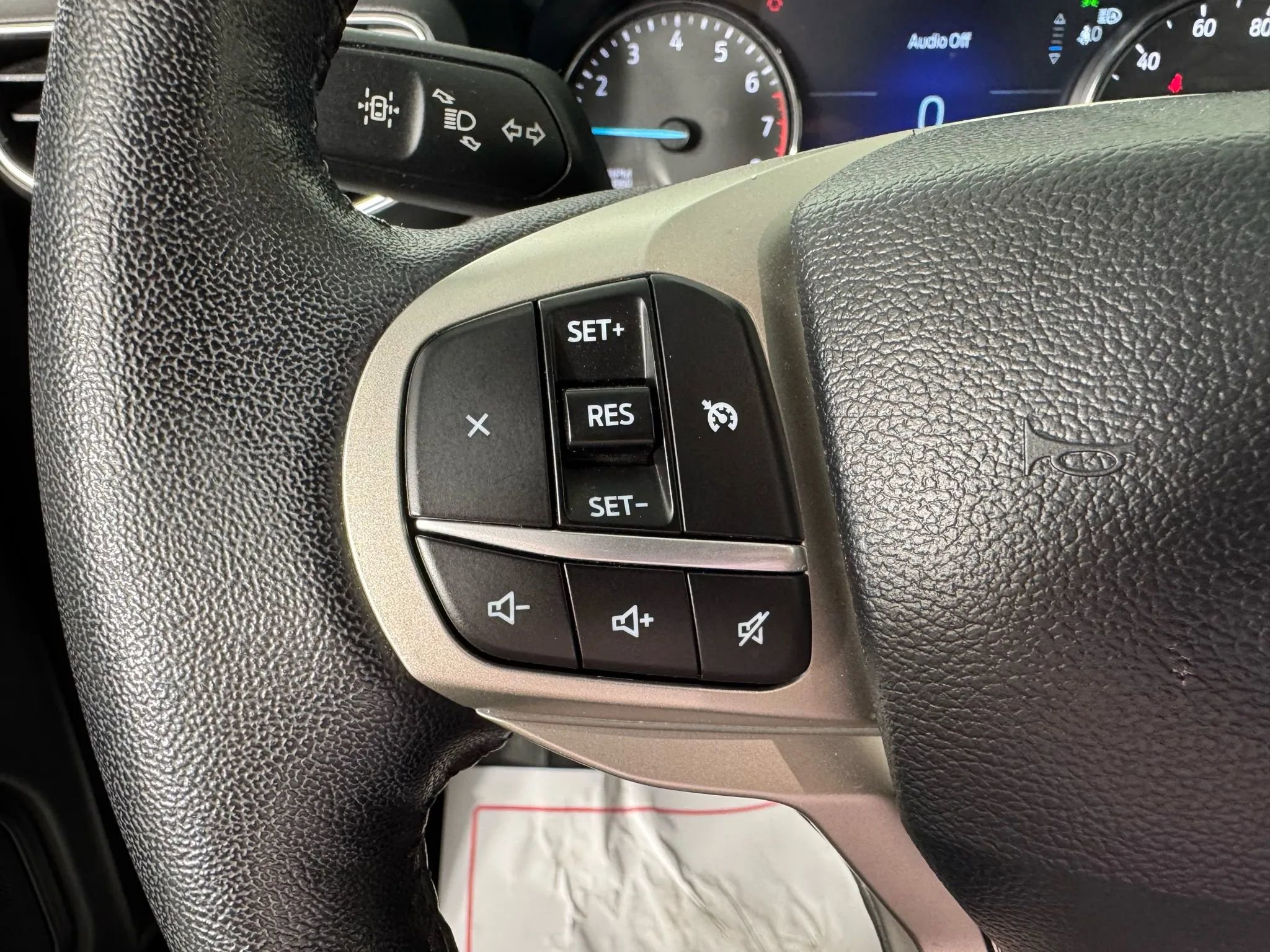 Used 2022 Ford Explorer XLT w/ Equipment Group 202A image 15