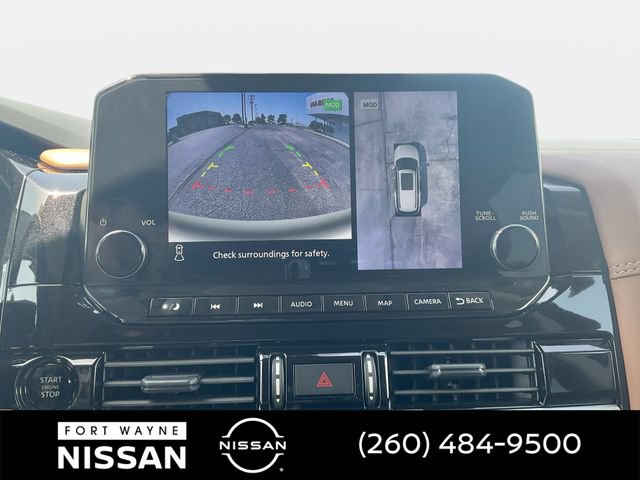 Certified 2025 Nissan Pathfinder Platinum w/ Cargo Package AWD/4WD image 17