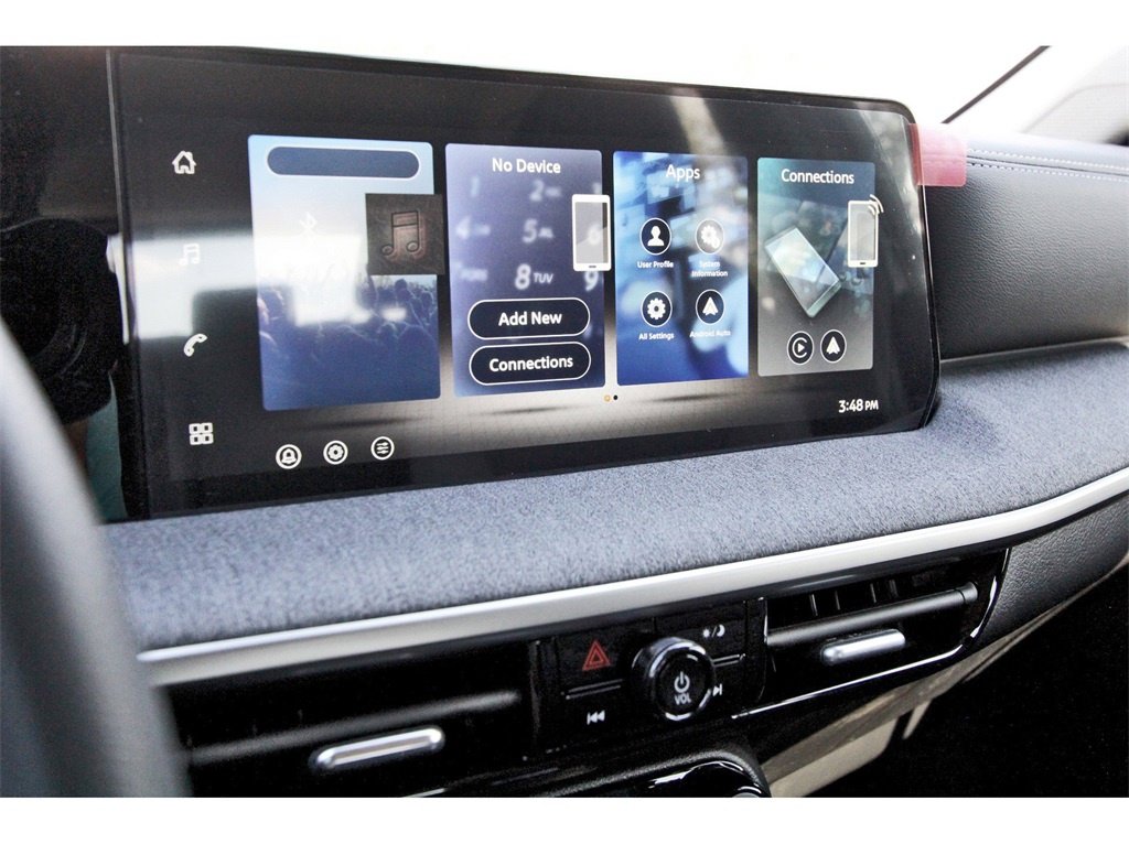 New 2026 Nissan Kicks SV image 17