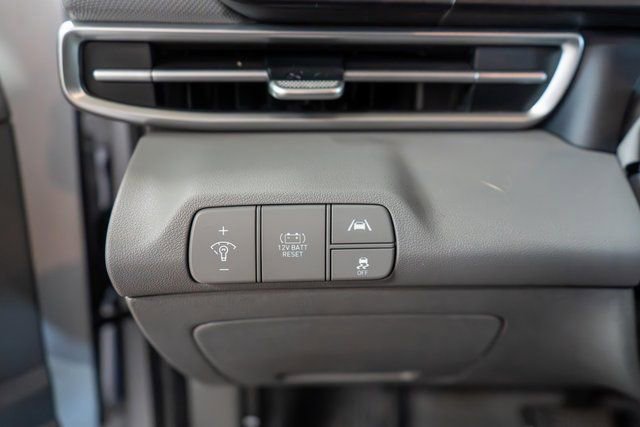 Used 2021 Hyundai Elantra Blue image 21