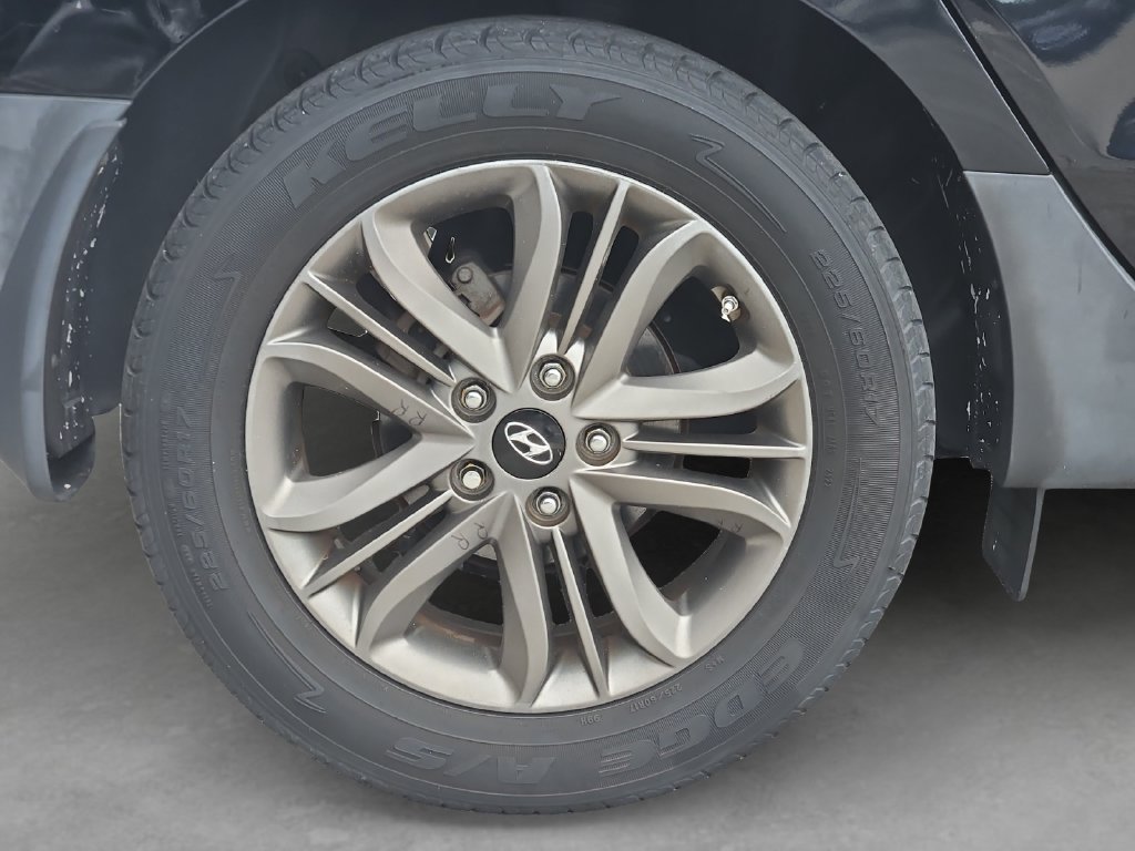 Used 2014 Hyundai Tucson GLS FWD image 9