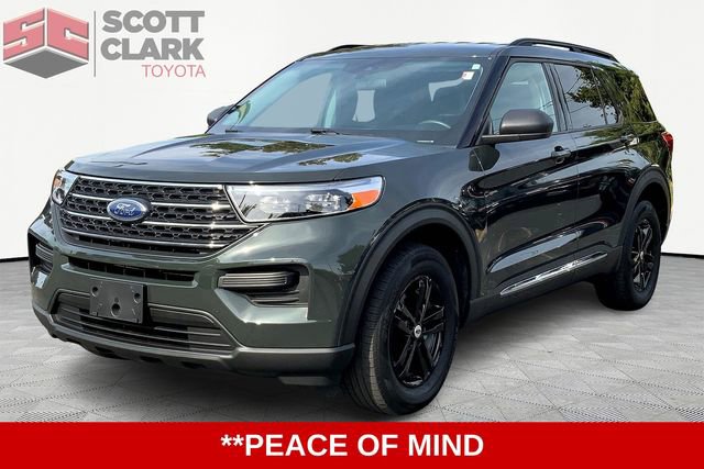 Used 2022 Ford Explorer XLT image 3