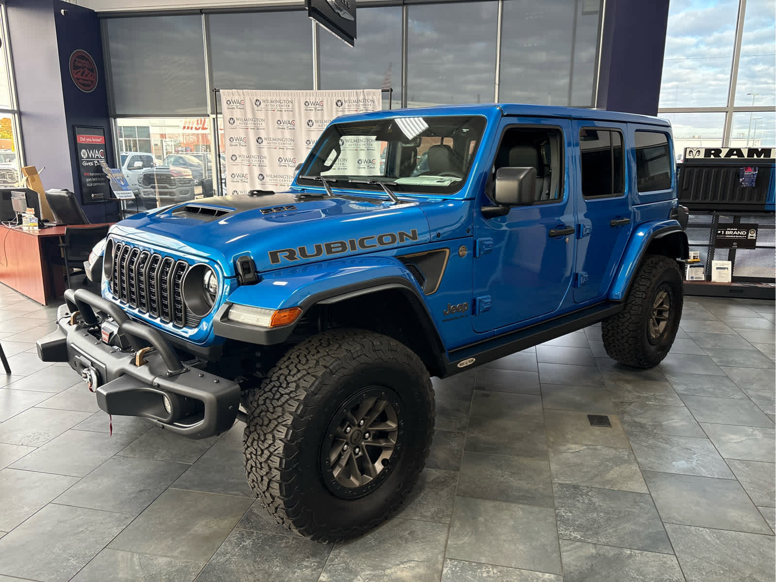 Used 2024 Jeep Wrangler Unlimited Rubicon 392 image 33