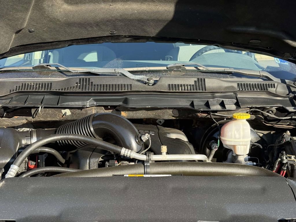 Used 2019 RAM 1500 Express w/ Express Value Package AWD/4WD image 13