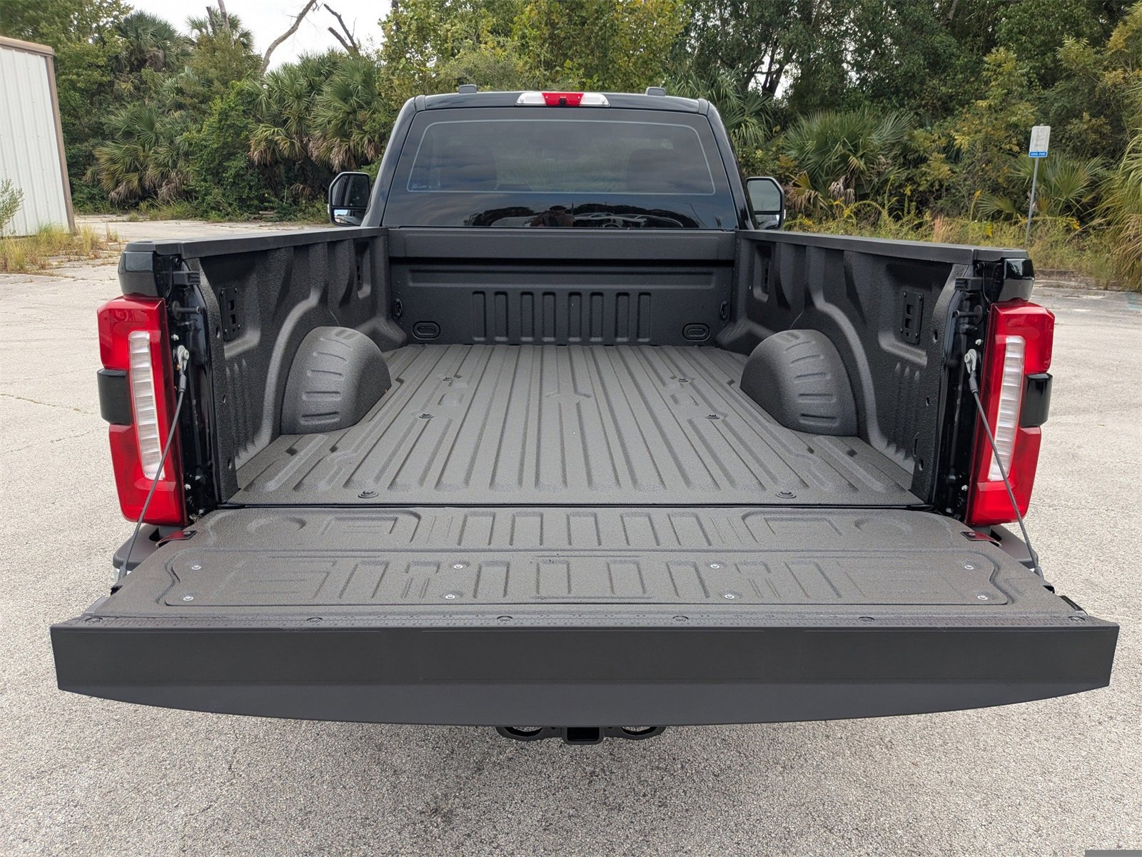 New 2026 Ford F350 XL w/ 360-Degree Camera Package image 12