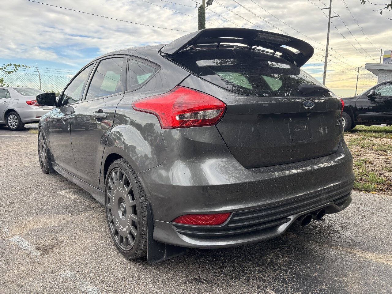 Used 2015 Ford Focus ST FWD image 3