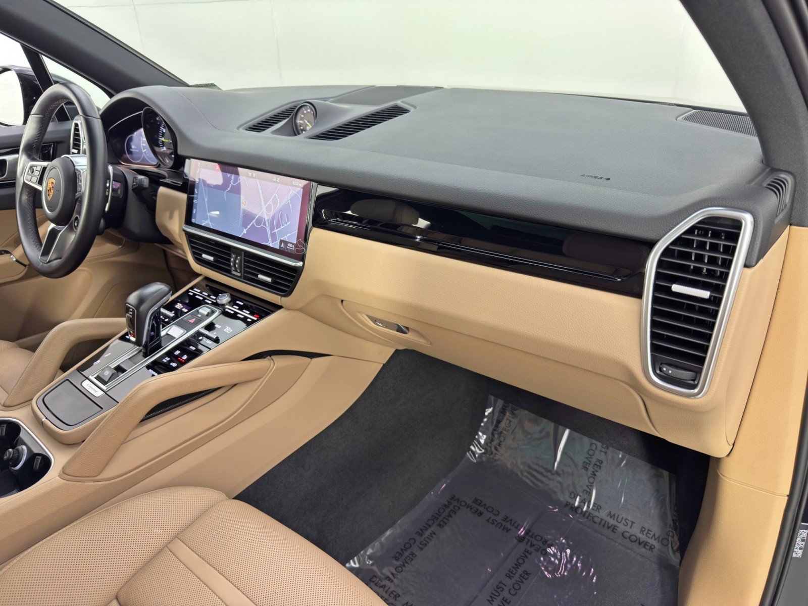 Used 2019 Porsche Cayenne E-Hybrid image 15