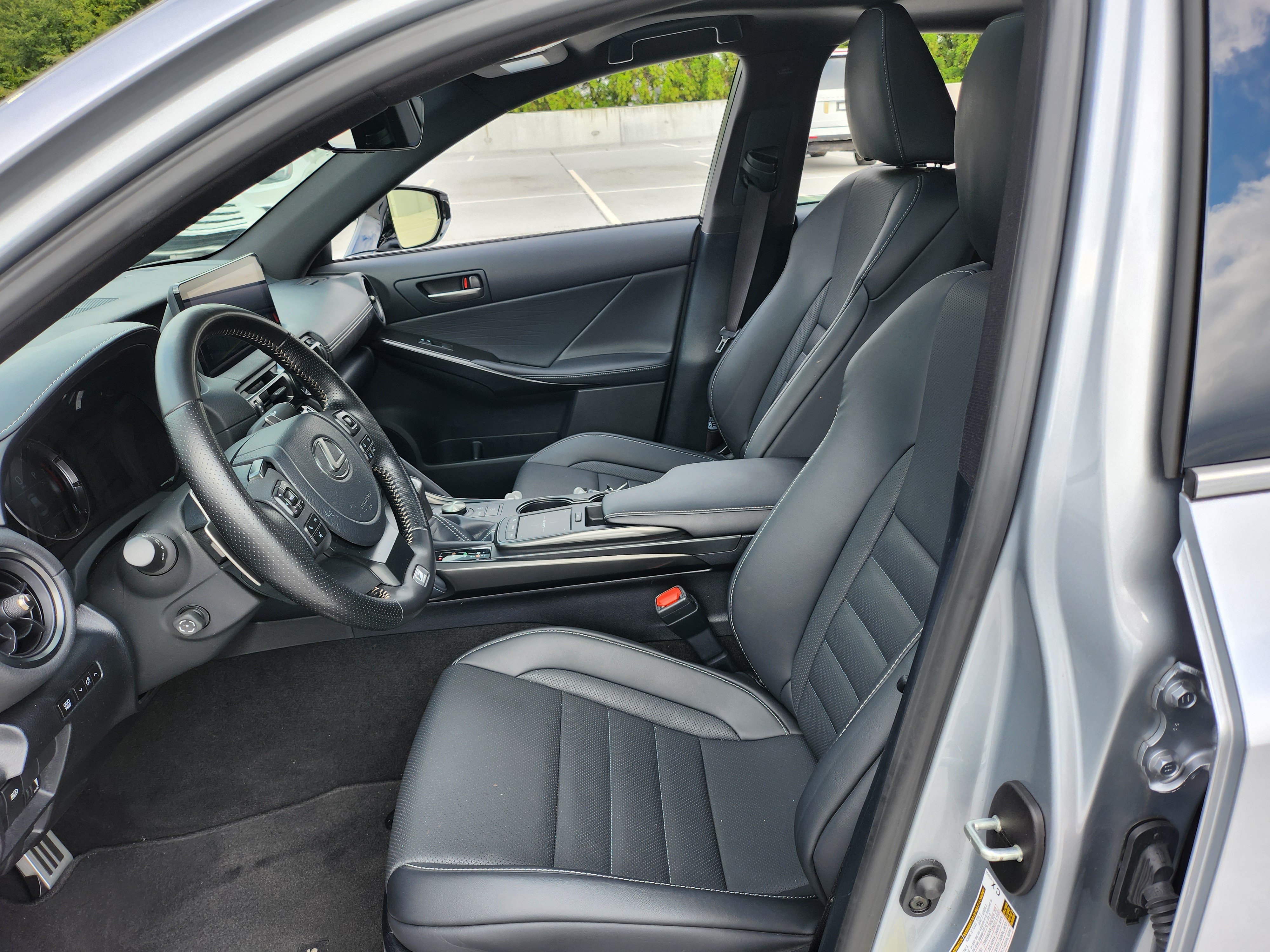 Used 2024 Lexus IS 350 F Sport w/ Navigation Package RWD image 13