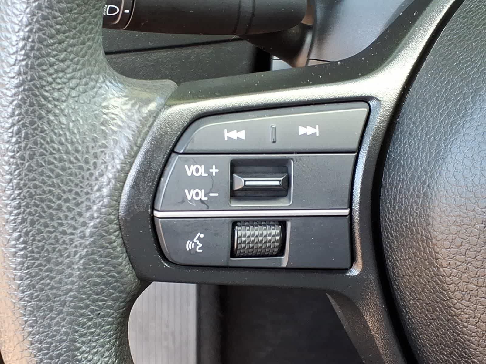Used 2023 Honda Accord LX image 17